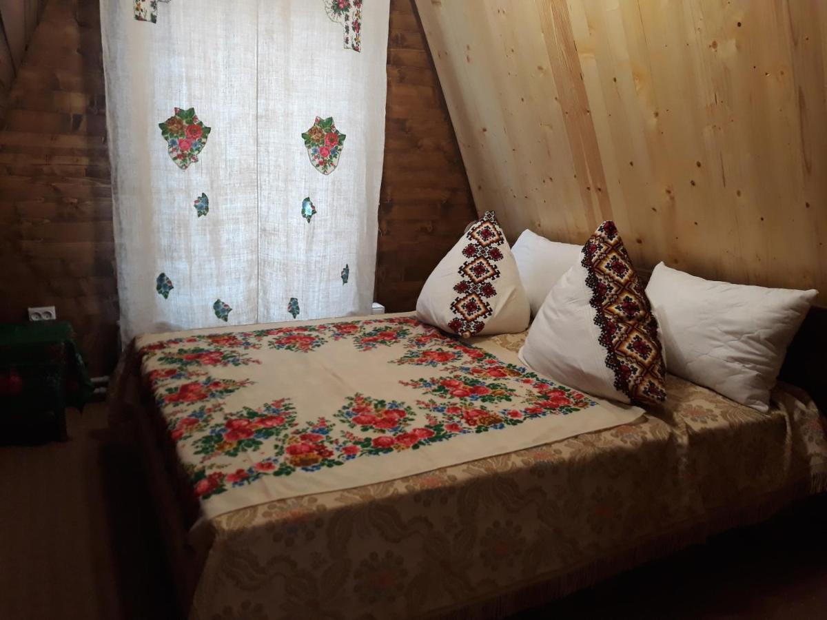 Apartamento Oak House Palyanytsya Exterior foto