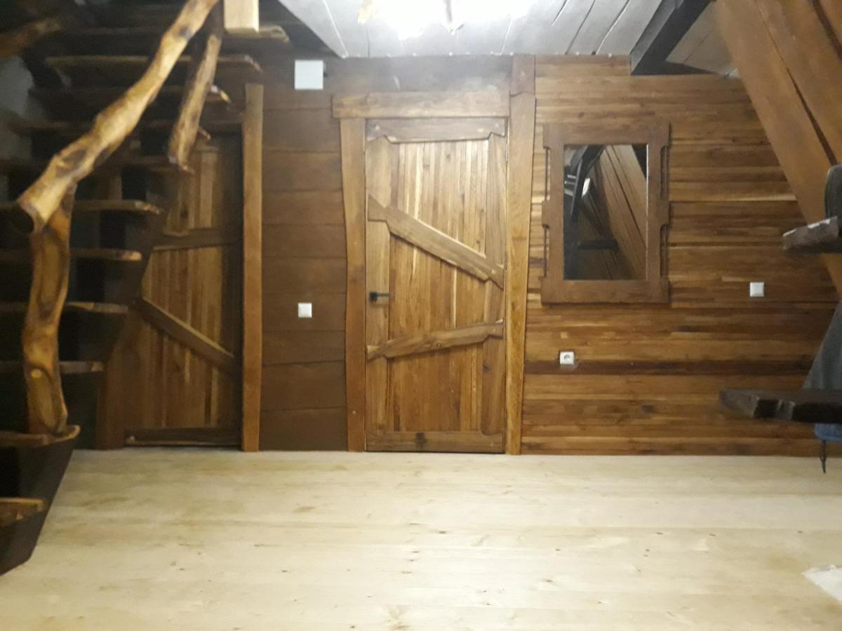 Apartamento Oak House Palyanytsya Exterior foto