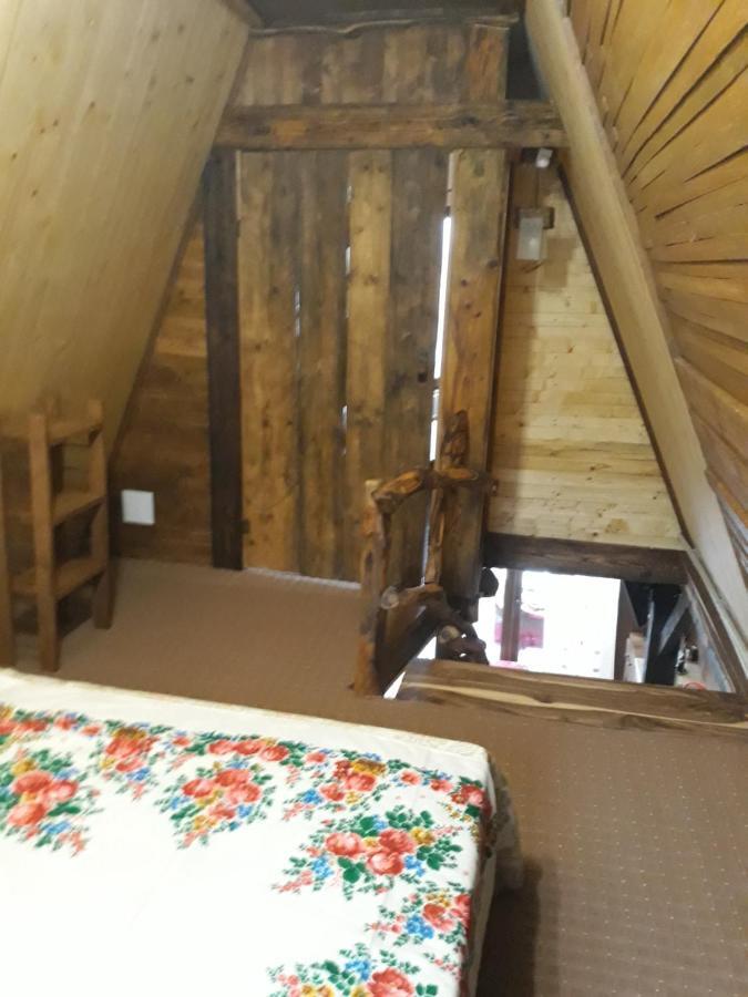 Apartamento Oak House Palyanytsya Exterior foto